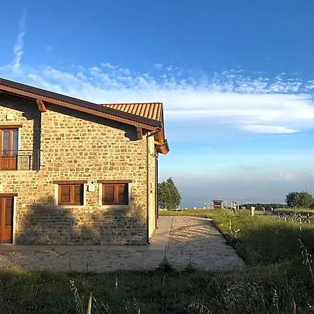Rifugio Radura Del Grano Oda ve Kahvaltı Plataci