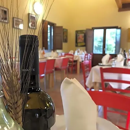 Rifugio Radura Del Grano Oda ve Kahvaltı Plataci