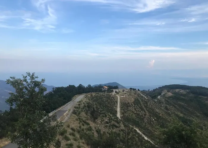 Rifugio Radura Del Grano Bed & Breakfast Plataci