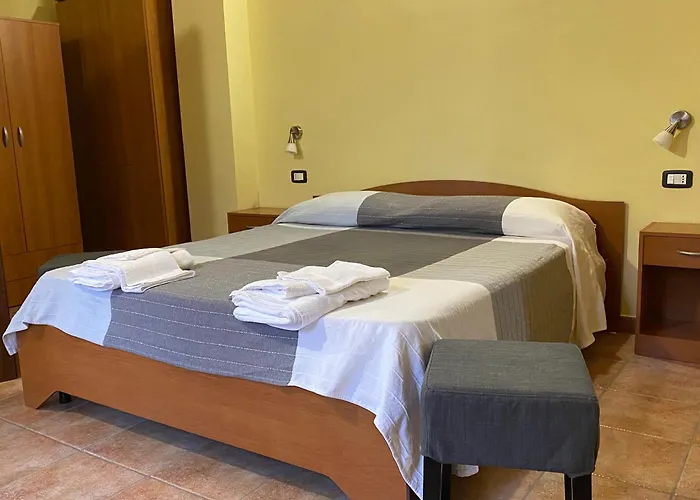 Rifugio Radura Del Grano Bed & Breakfast Plataci